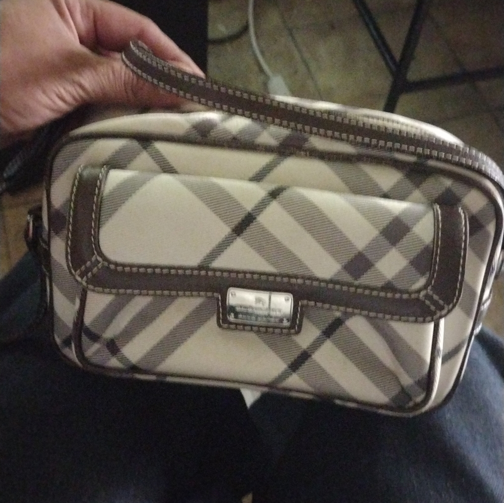Burberry 1 crossbody purse